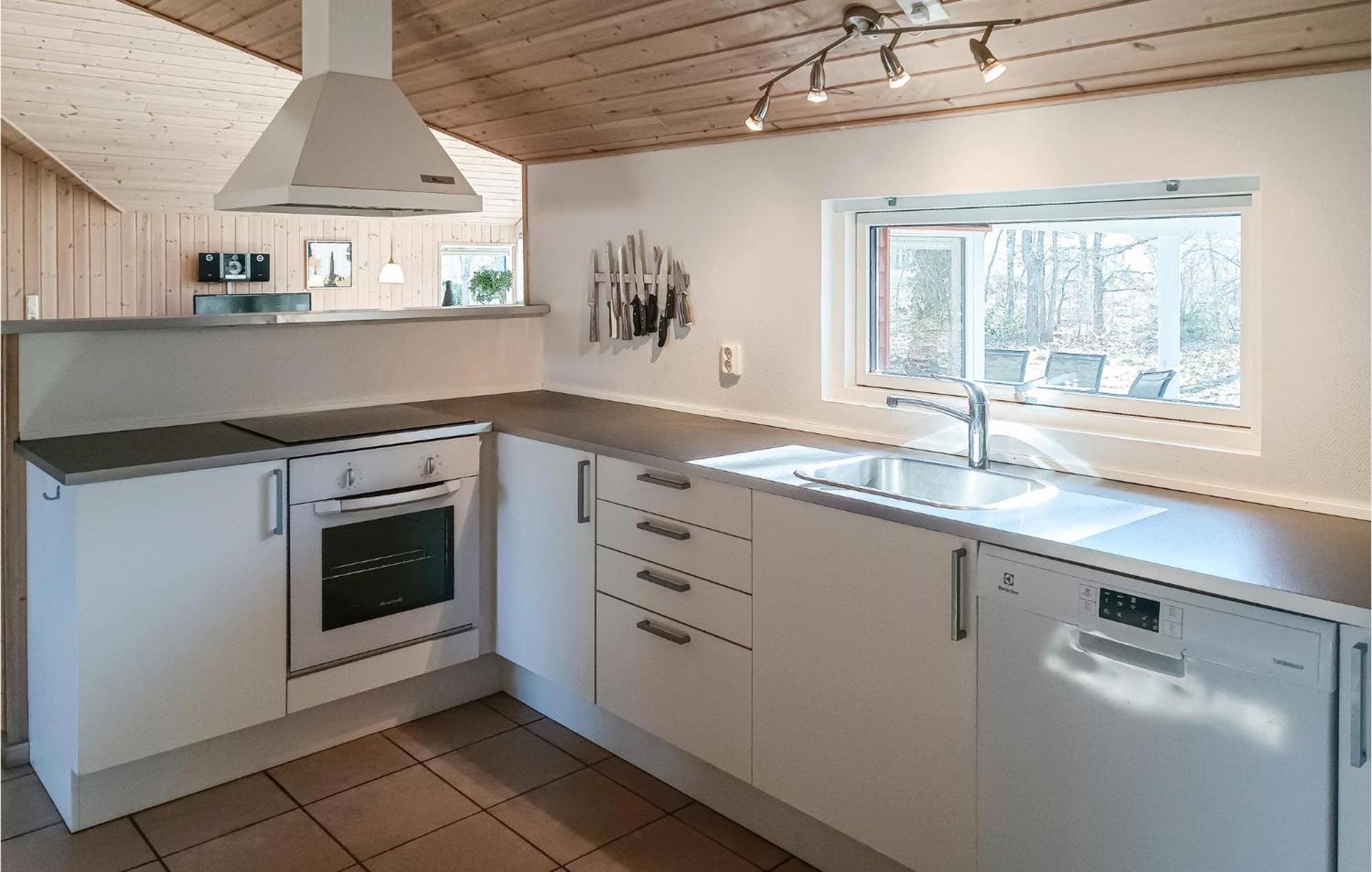 Beautiful Home In Koepingsvik With Kitchen Экстерьер фото